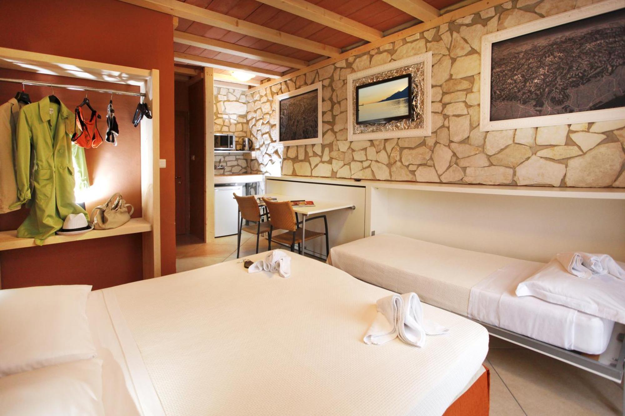 Albergo Garni Orchidea Рива дел Гарда Екстериор снимка